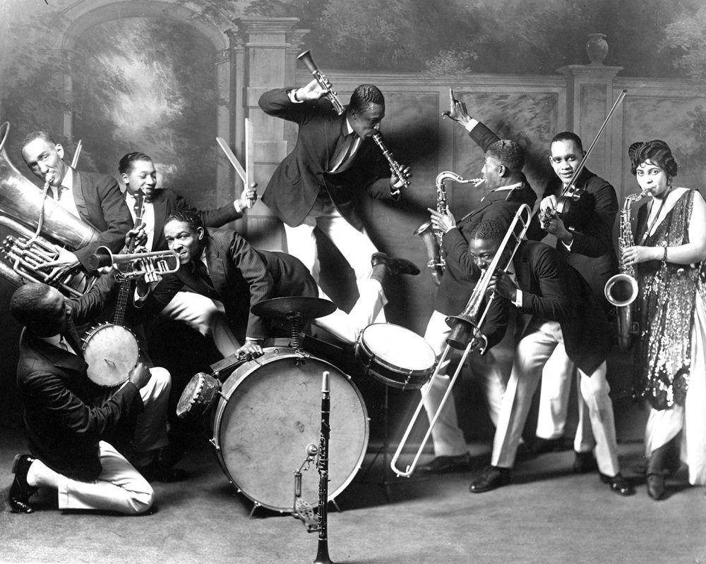 St. Louis Cotton Club Band. Photograph by Block Brothers Studio, ca. 1925. Missouri History Museum Photographs and Prints Collections. NS 27534. Scan © 2006, Missouri History Museum.